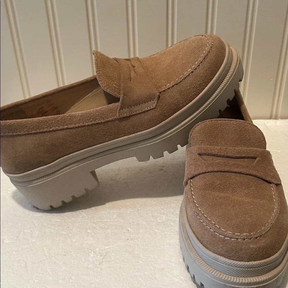 Patina chunky dental platform Tan Suede Loafers cushion leather insoles size 7